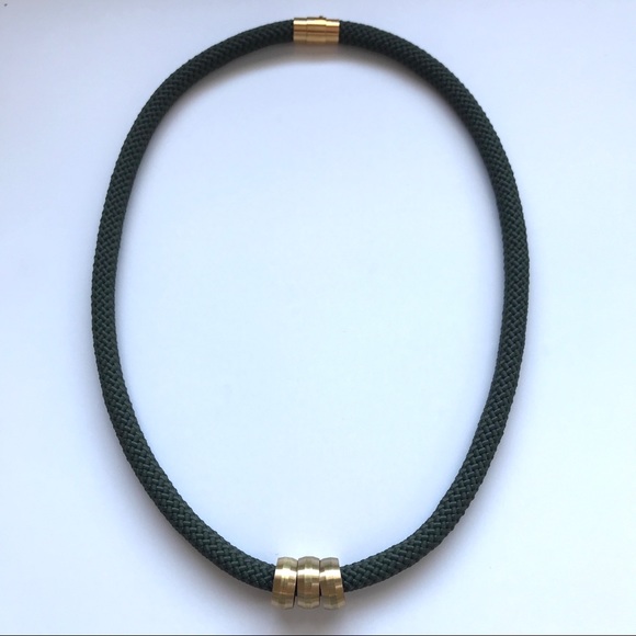 Olive green rope necklace - Multiple ways to wear - Picture 5 of 14